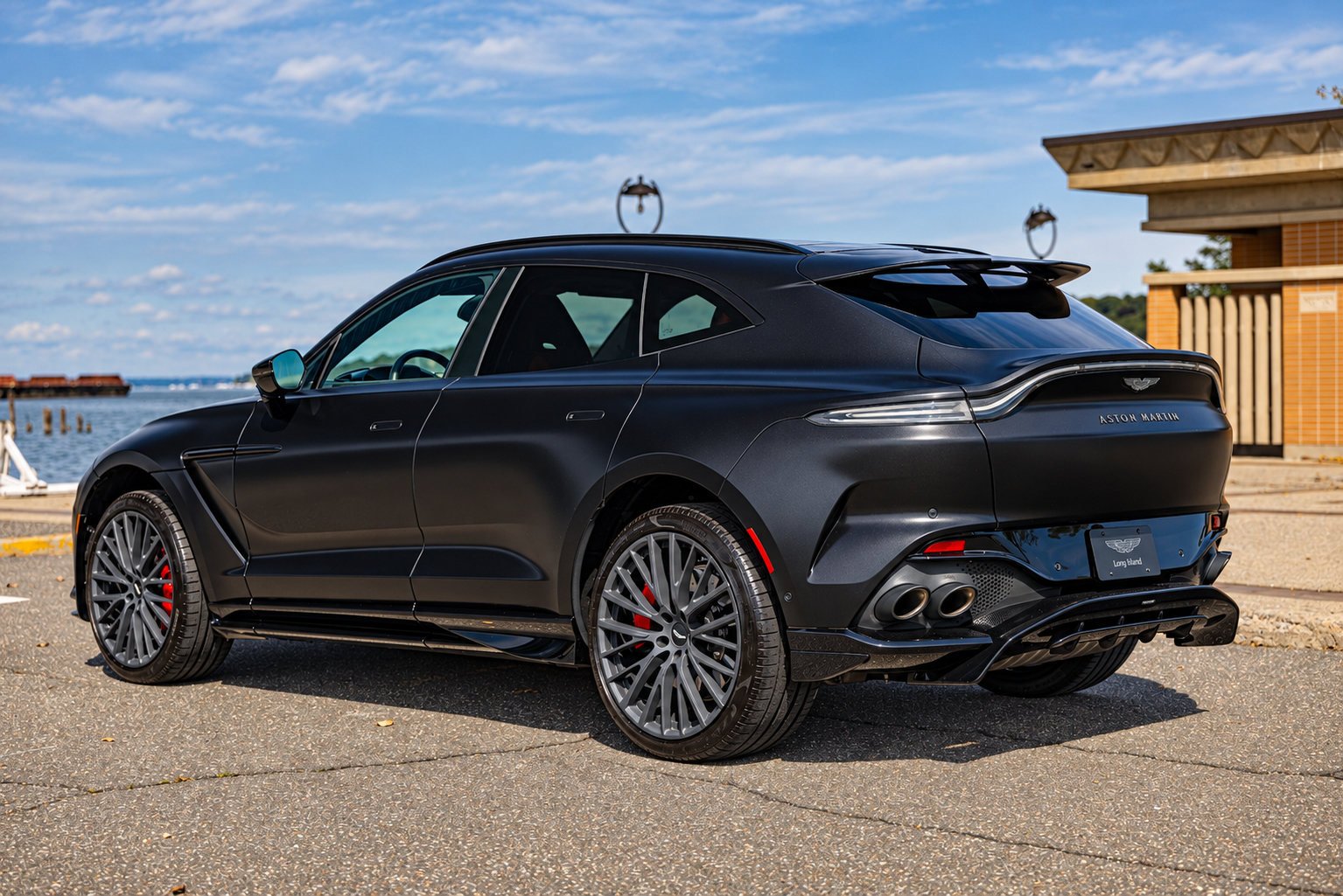 Used 2025 Aston Martin DBX 707 AWD/4WD image 6