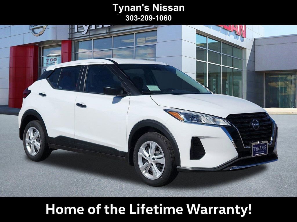 New 2025 Nissan Kicks Play S