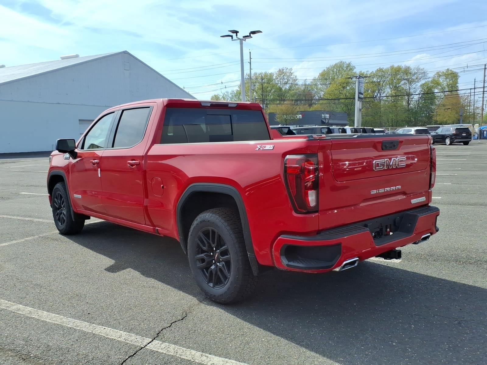 New 2026 GMC Sierra 1500 Elevation w/ Elevation Premium Package AWD/4WD image 4