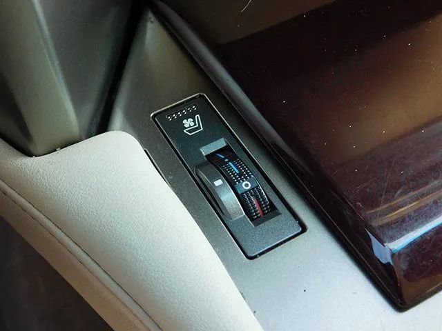 Used 2018 Lexus GX 460 Luxury w/ Sport Design Package image 22