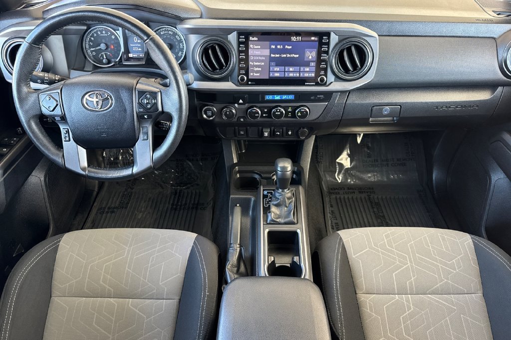 Used 2022 Toyota Tacoma TRD Off-Road AWD/4WD image 4