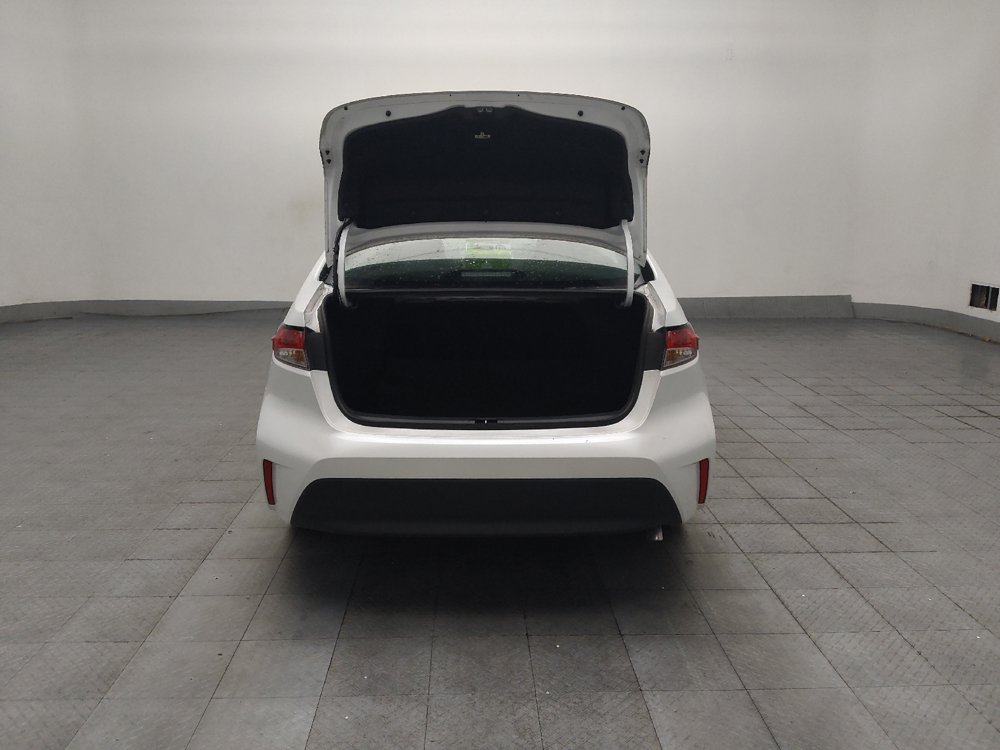 Used 2025 Toyota Corolla LE FWD image 29
