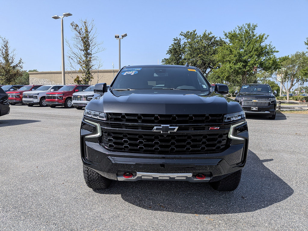 Certified 2023 Chevrolet Tahoe Z71 w/ Luxury Package AWD/4WD image 8