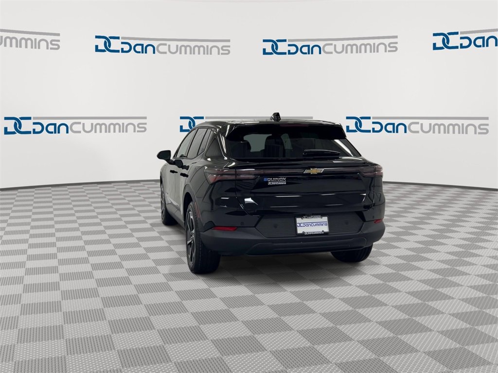 New 2026 Chevrolet Equinox EV LT image 7