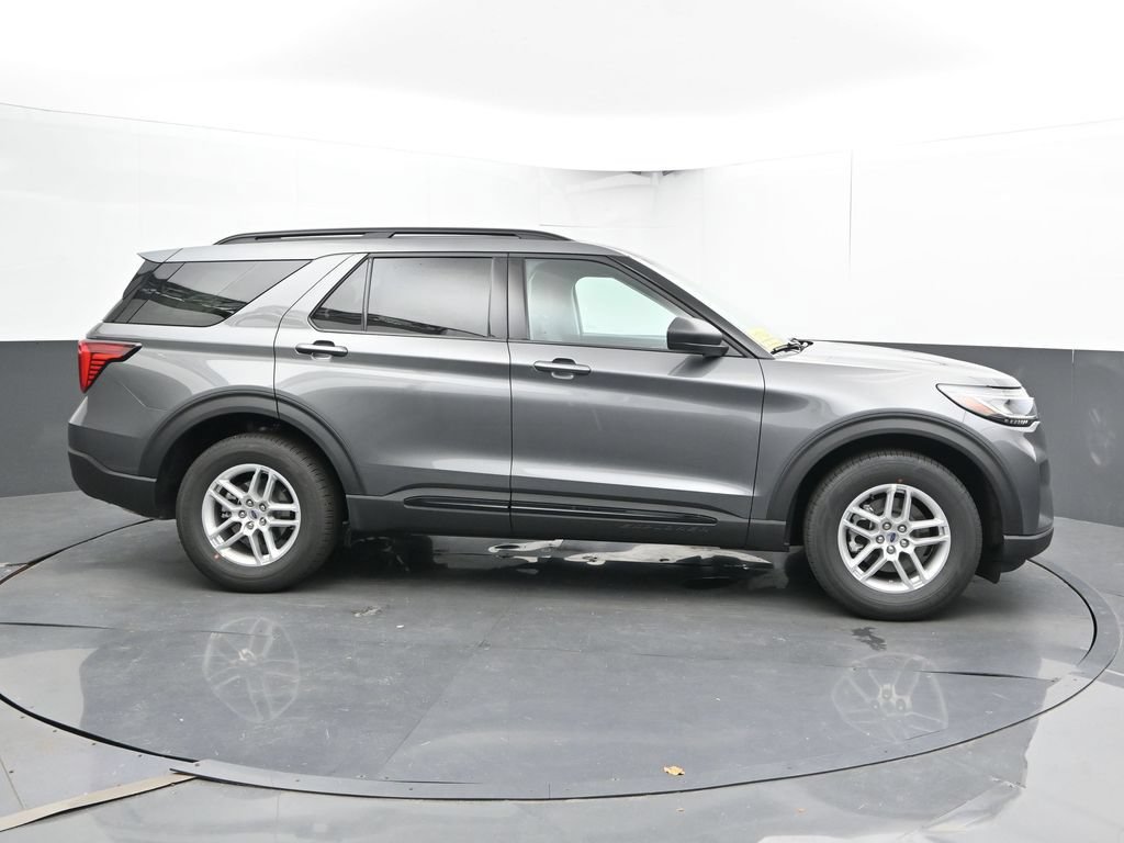 New 2026 Ford Explorer Active AWD/4WD image 3