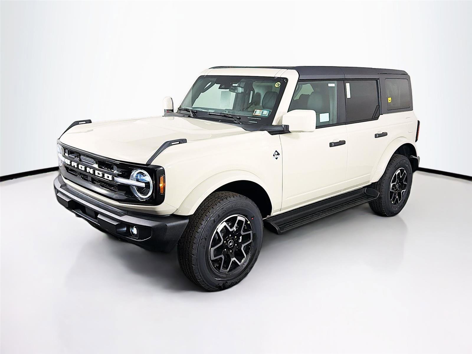 New 2026 Ford Bronco Outer Banks image 3