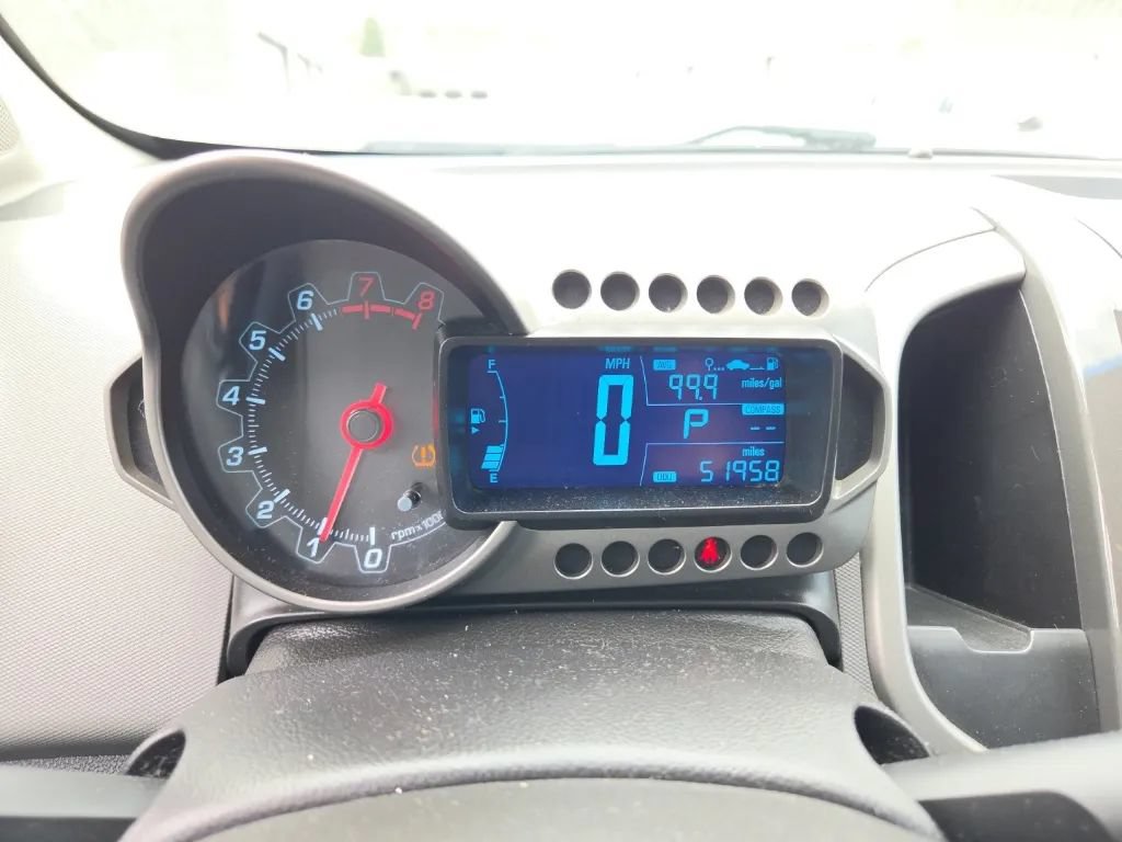 Used 2015 Chevrolet Sonic LTZ FWD image 13