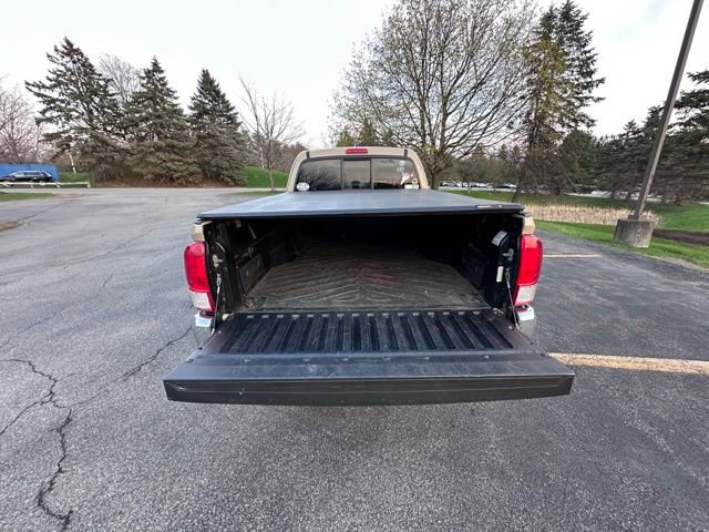 Used 2017 Toyota Tacoma SR5 w/ Tow Package AWD/4WD image 10