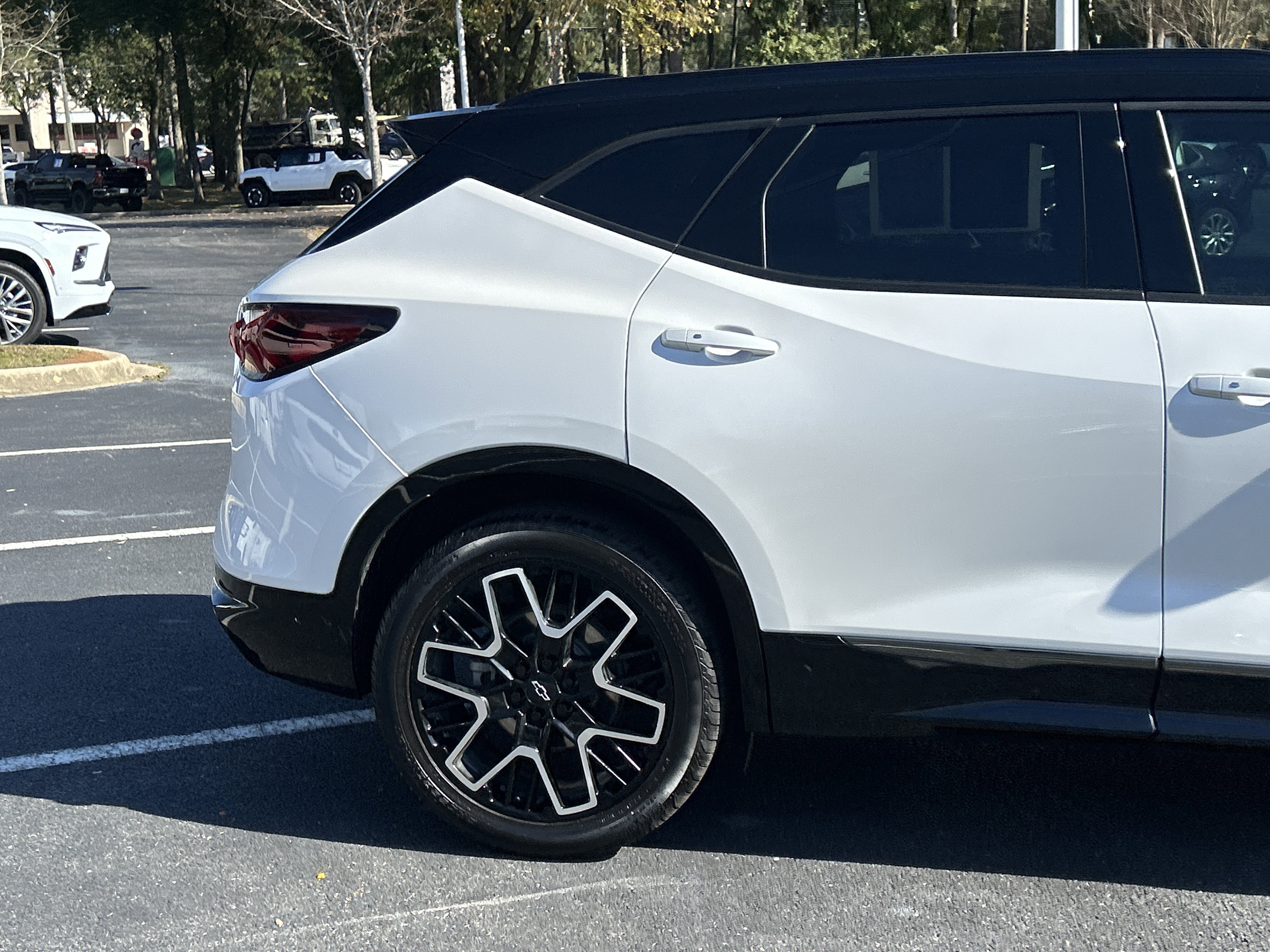 Used 2022 Chevrolet Blazer RS w/ Enhanced Convenience Package image 8