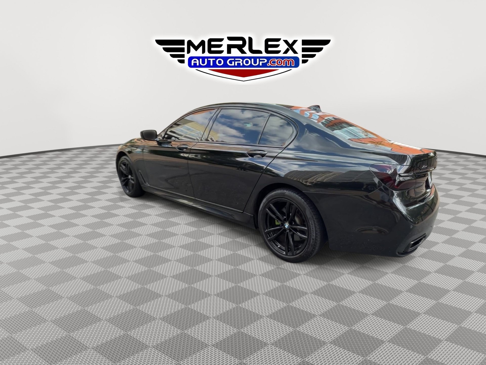 Used 2019 BMW 750i xDrive w/ M Sport Package AWD/4WD image 6
