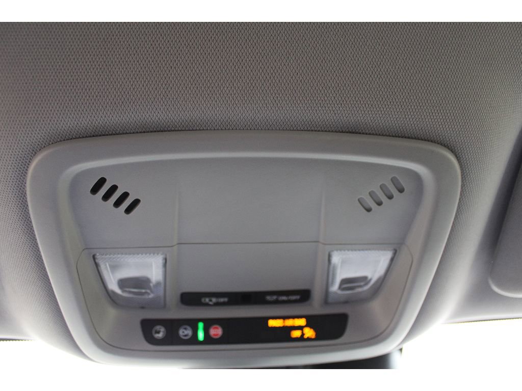 Used 2024 Chevrolet Malibu LT image 29