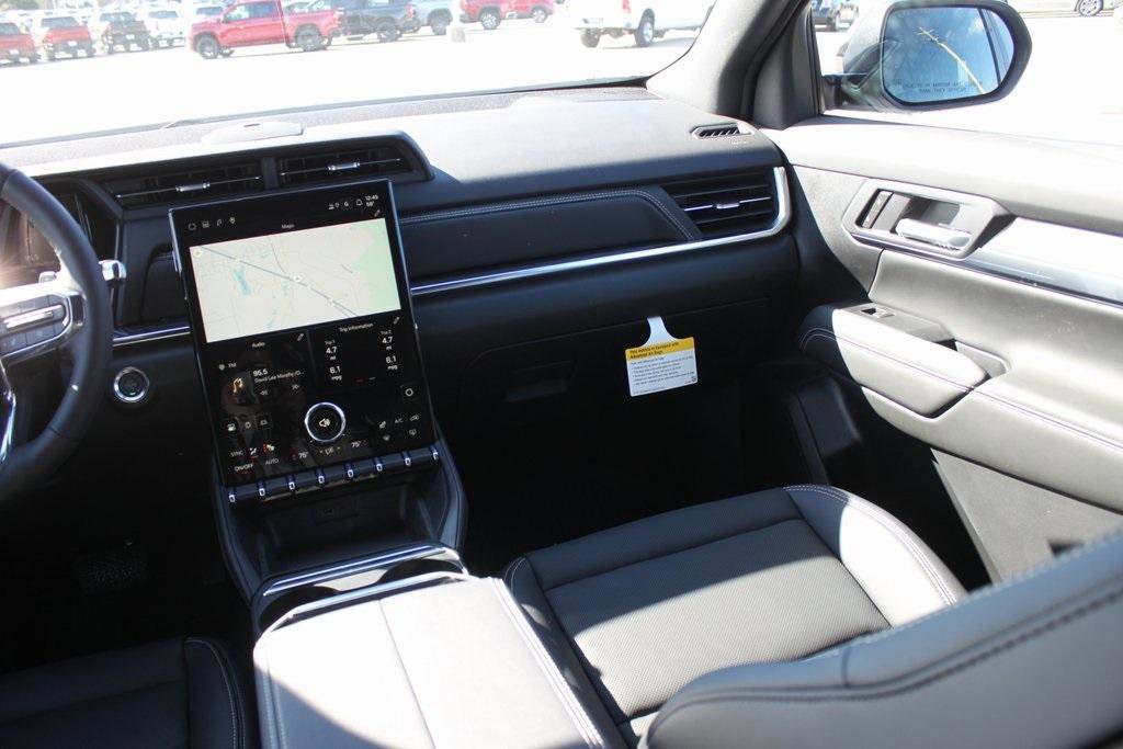 New 2026 GMC Terrain Elevation w/ Elevation Premium Package image 7