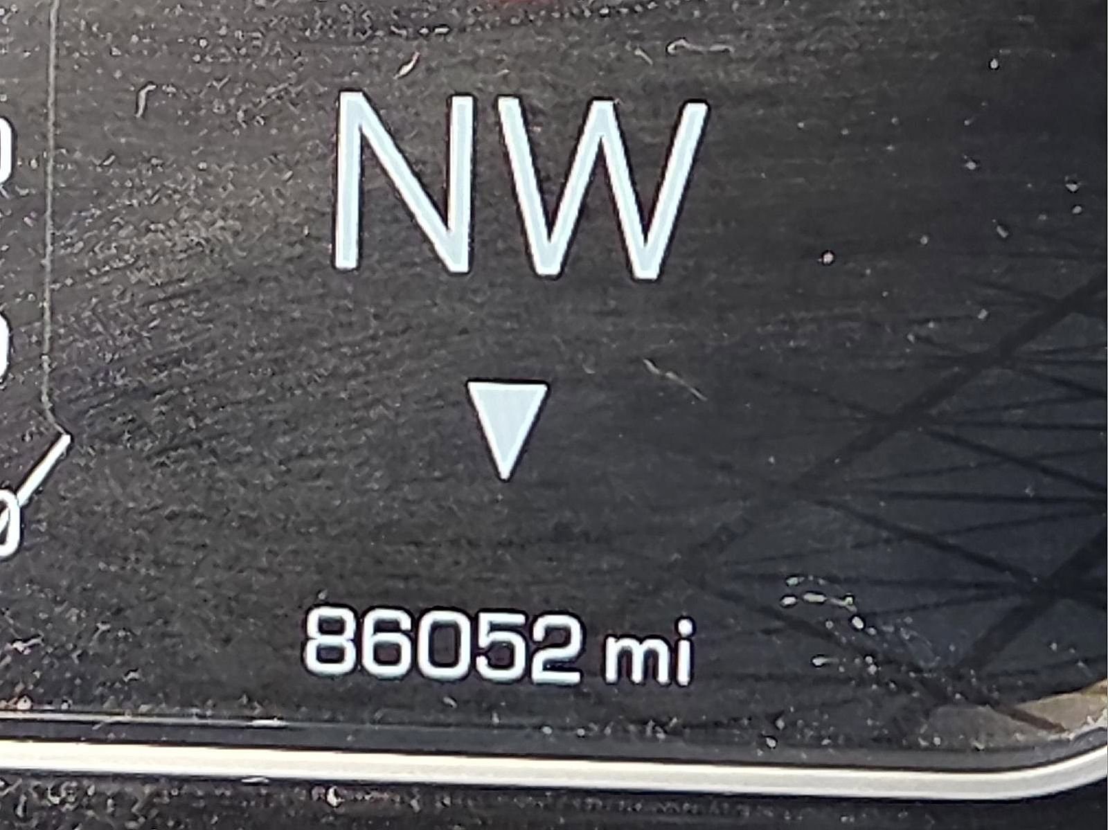 Used 2024 GMC Sierra 2500 AT4 image 23