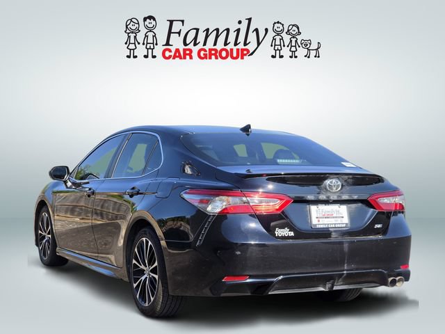 Used 2019 Toyota Camry SE FWD image 3