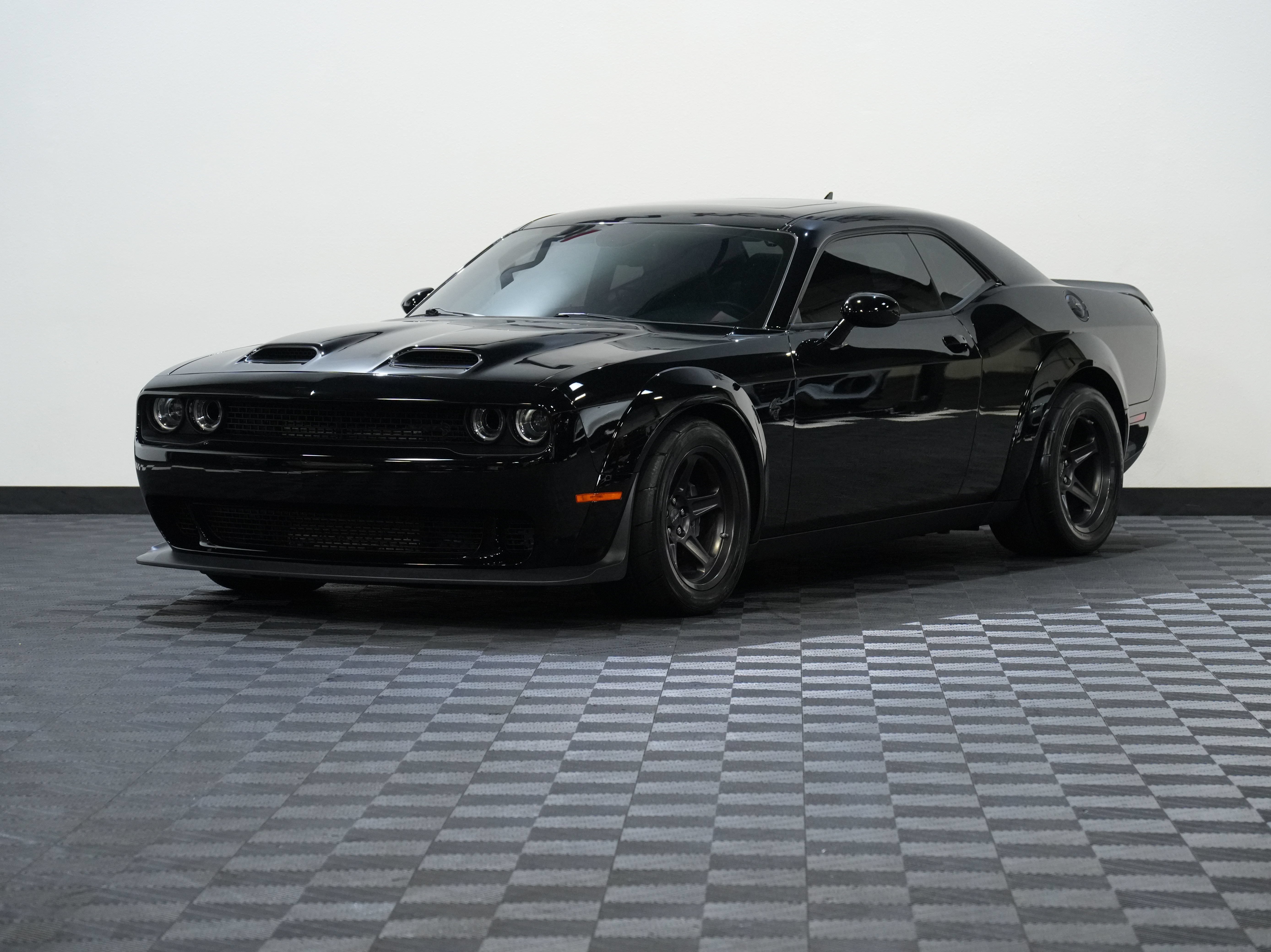 Used 2022 Dodge Challenger SRT Super Stock RWD image 3