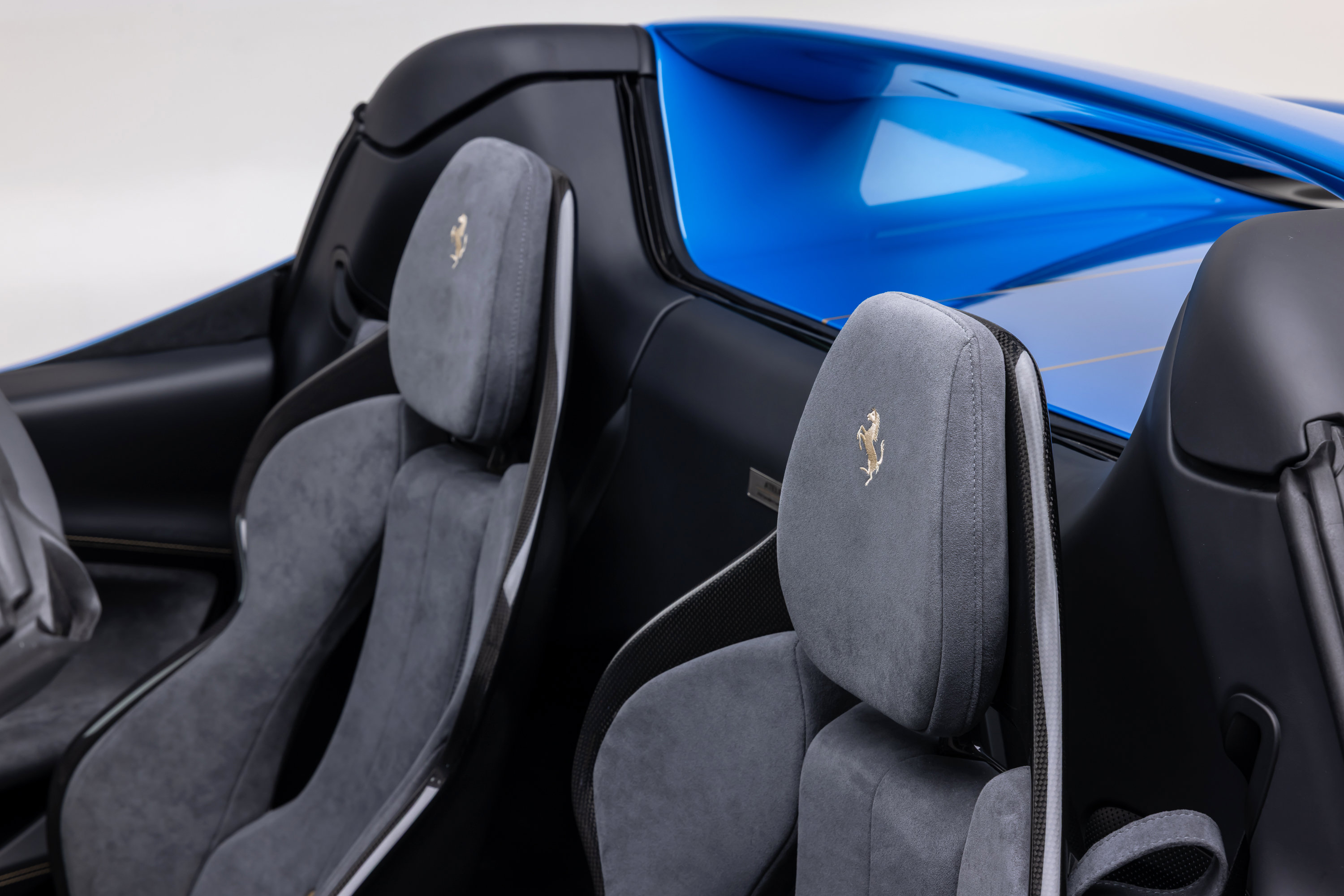 Used 2024 Ferrari 296 GTS RWD image 25