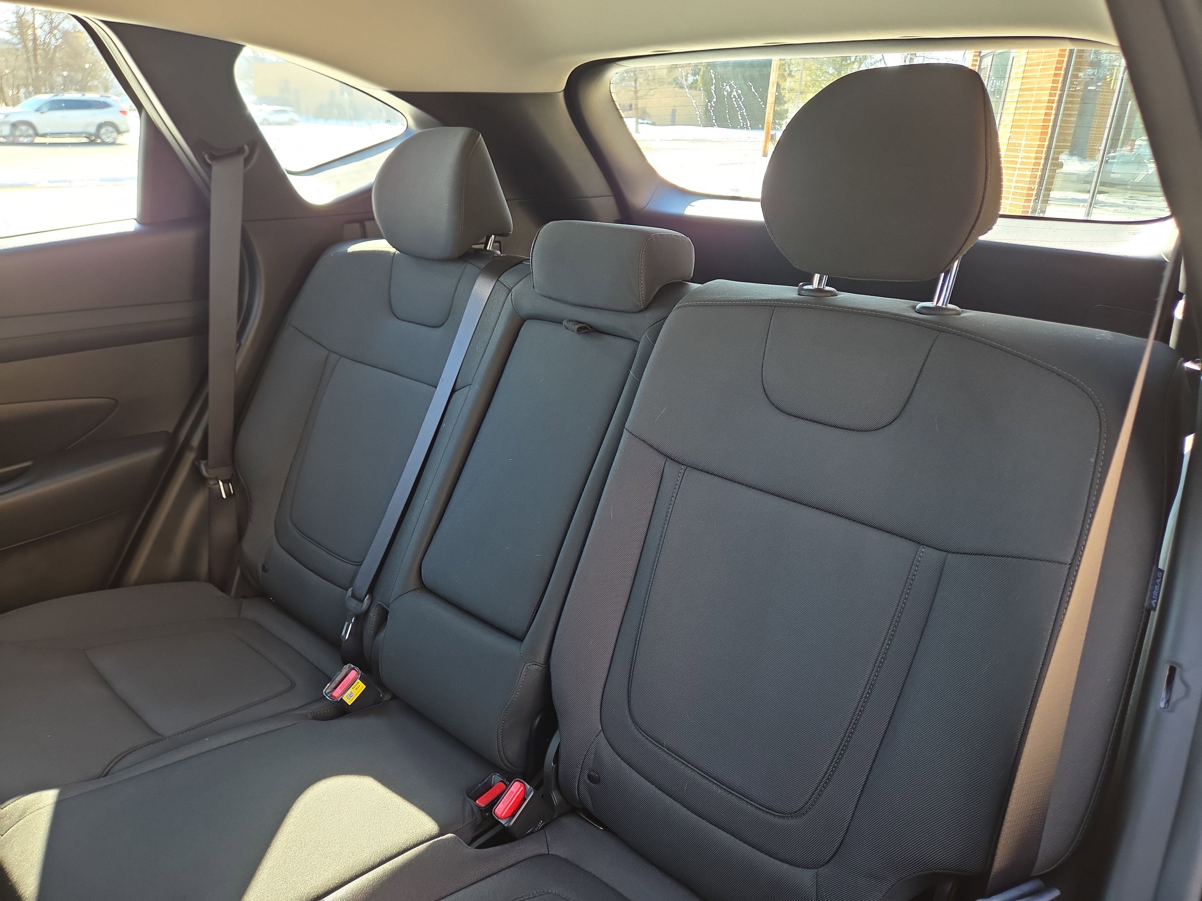 Certified 2025 Hyundai Tucson SE image 13