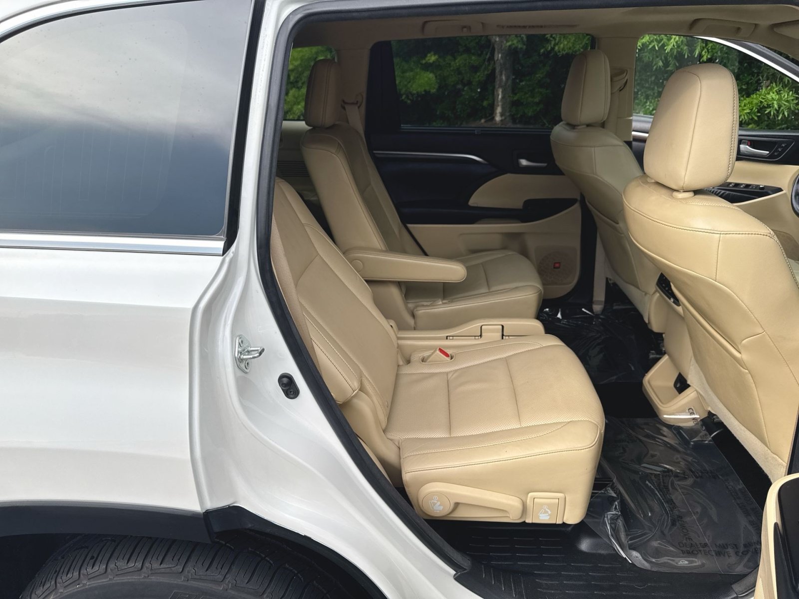 Used 2015 Toyota Highlander Limited AWD/4WD image 38