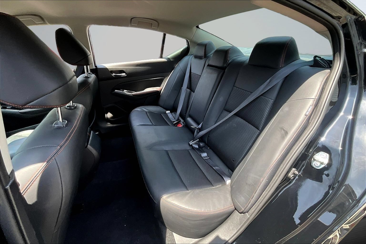 Used 2024 Nissan Altima 2.5 SR FWD image 25
