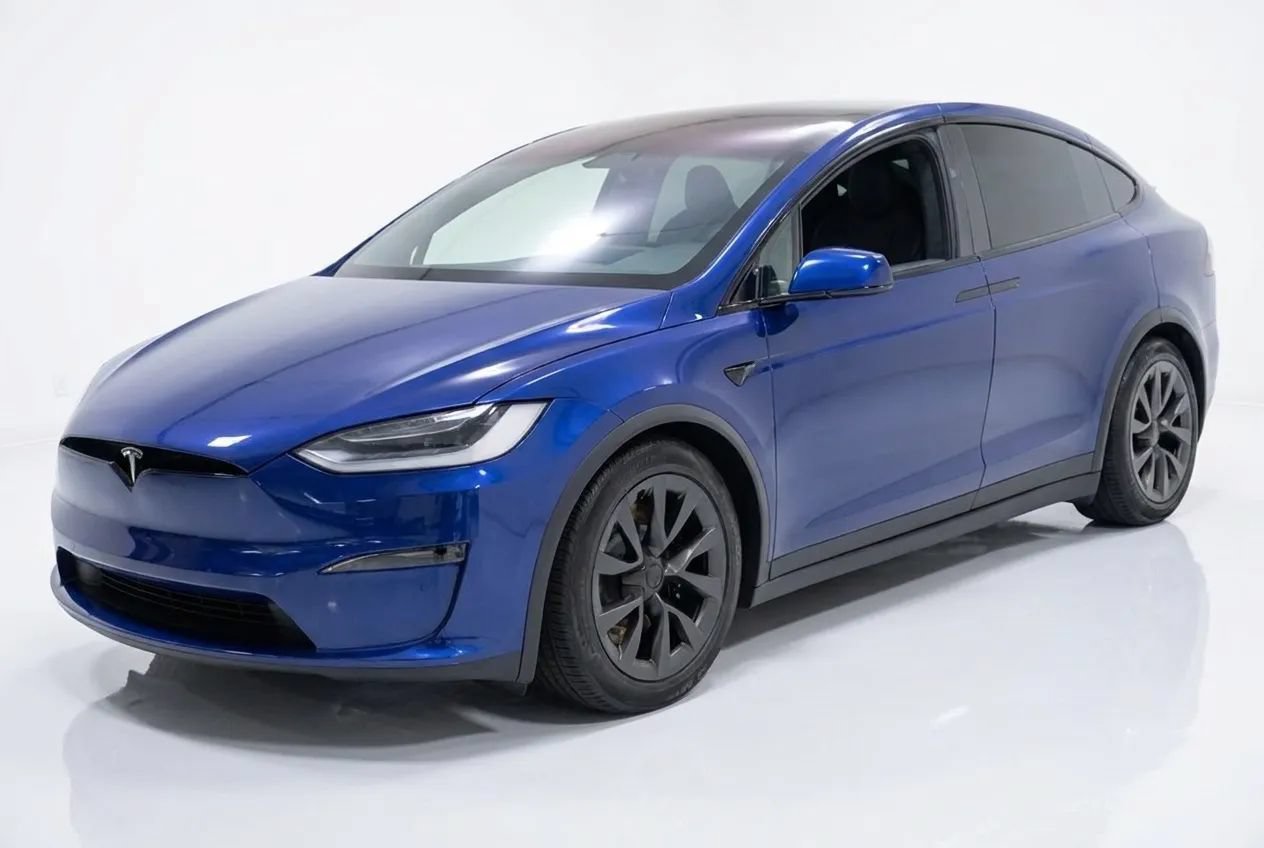 Used 2023 Tesla Model X Plaid AWD/4WD image 4