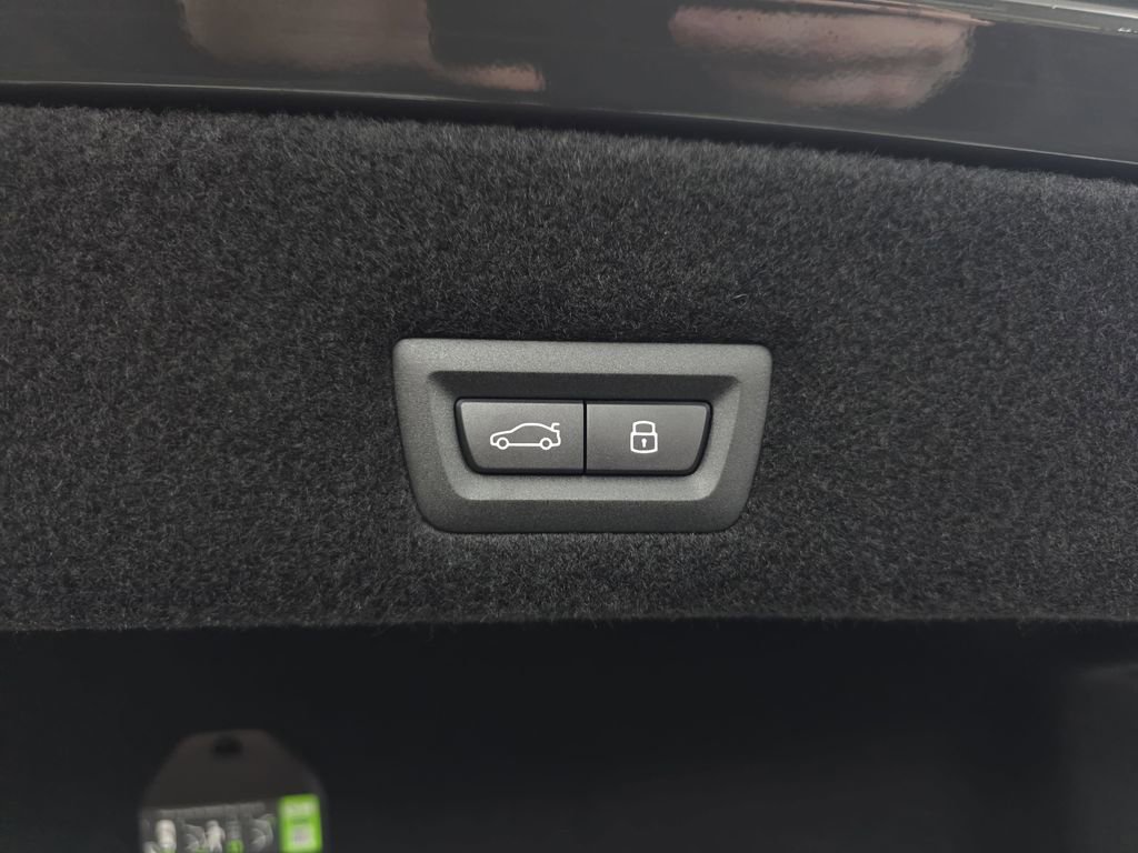 New 2026 BMW 760i xDrive w/ Executive Package image 13