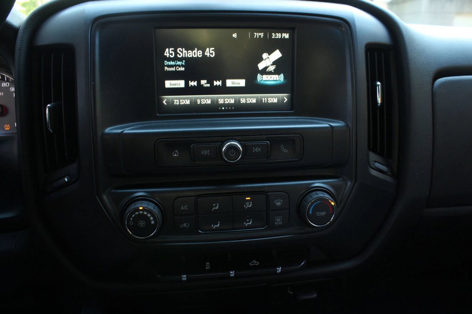 Used 2018 Chevrolet Silverado 1500 Custom RWD image 25