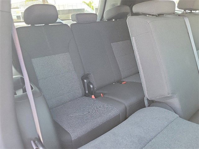 Used 2025 GMC Acadia Elevation image 22