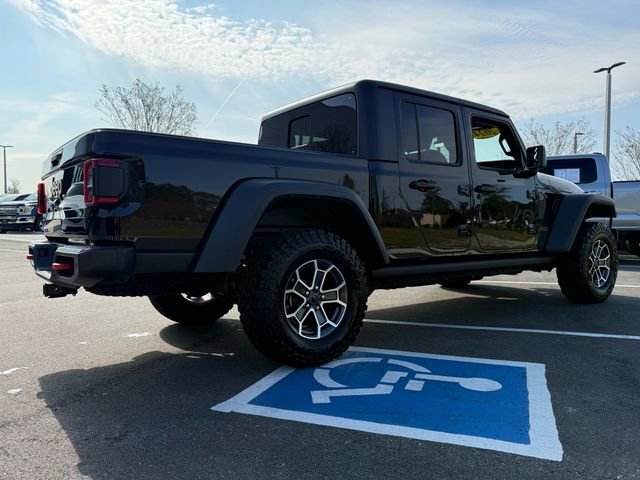 Used 2024 Jeep Gladiator Mojave w/ Safety Group image 11