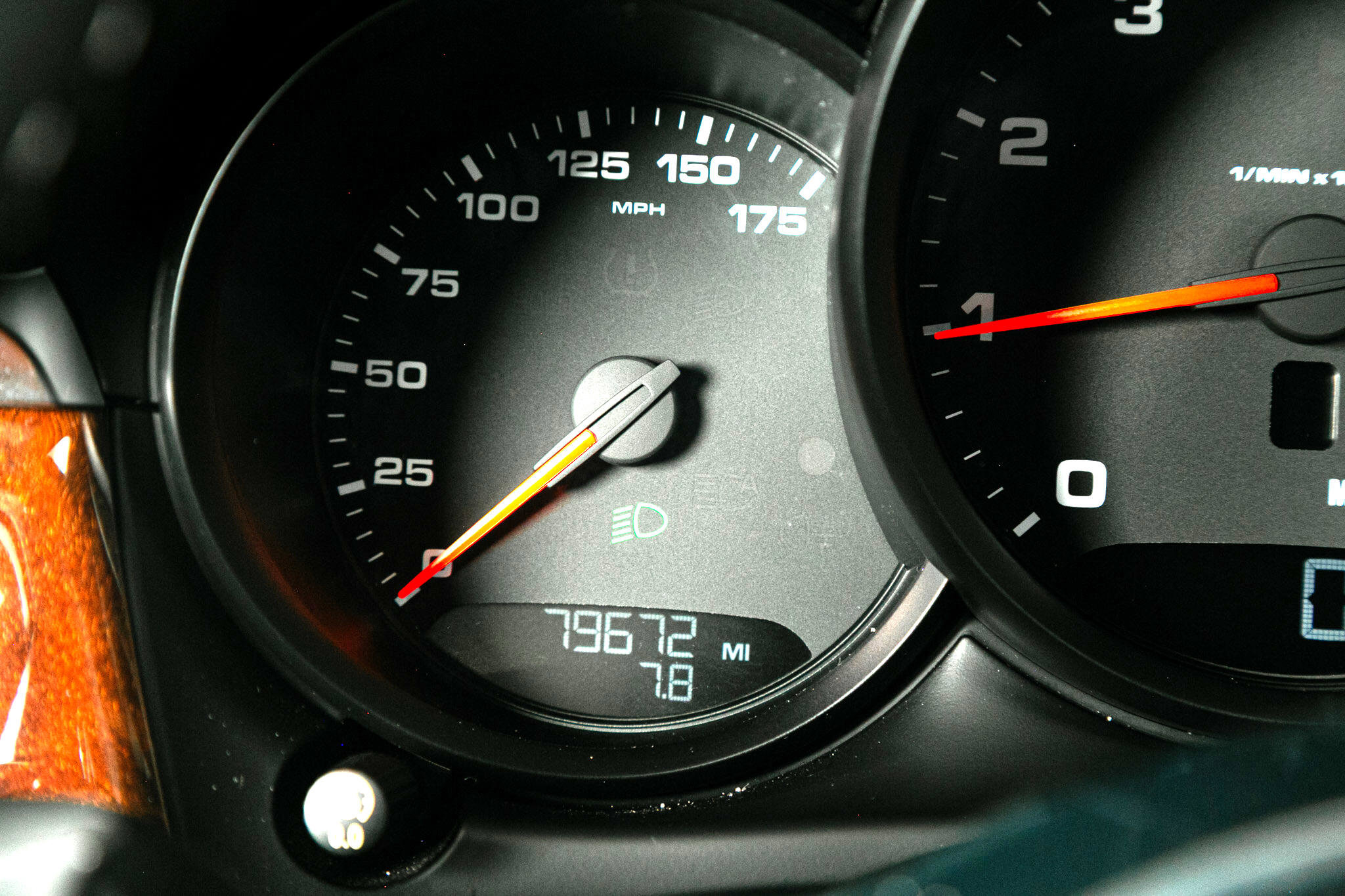 Used 2019 Porsche Macan w/ Premium Package Plus image 50