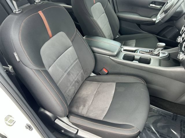 Used 2024 Nissan Sentra SR FWD image 11