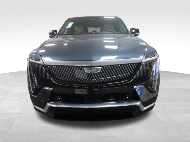 New 2025 Cadillac Escalade IQ Luxury 2 w/ LPO, Radiant Package AWD/4WD image 9