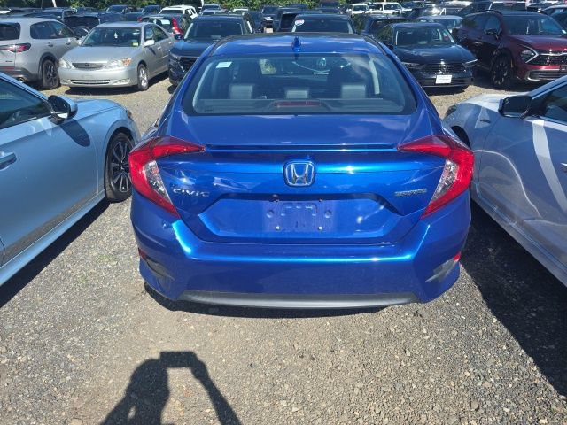 Used 2018 Honda Civic Touring image 3