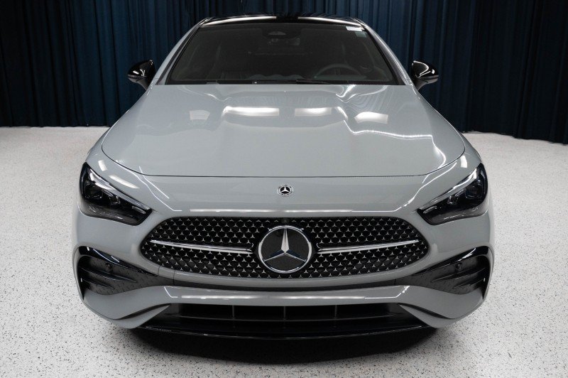 New 2027 Mercedes-Benz CLE 450 4MATIC Coupe image 2
