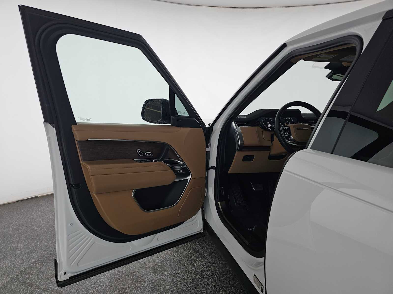 Used 2023 Land Rover Range Rover SE AWD/4WD image 19