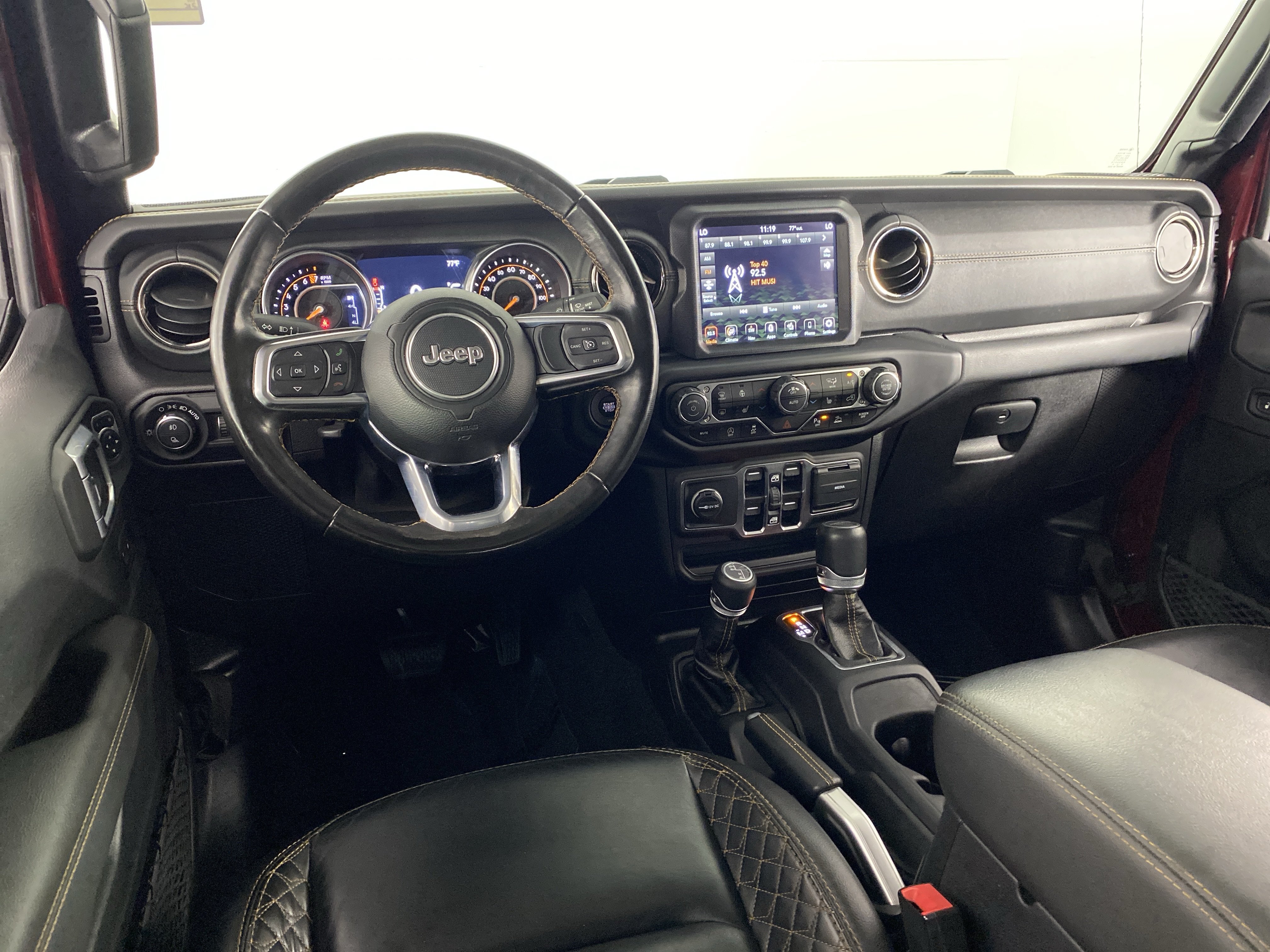 Used 2021 Jeep Gladiator Overland AWD/4WD image 37