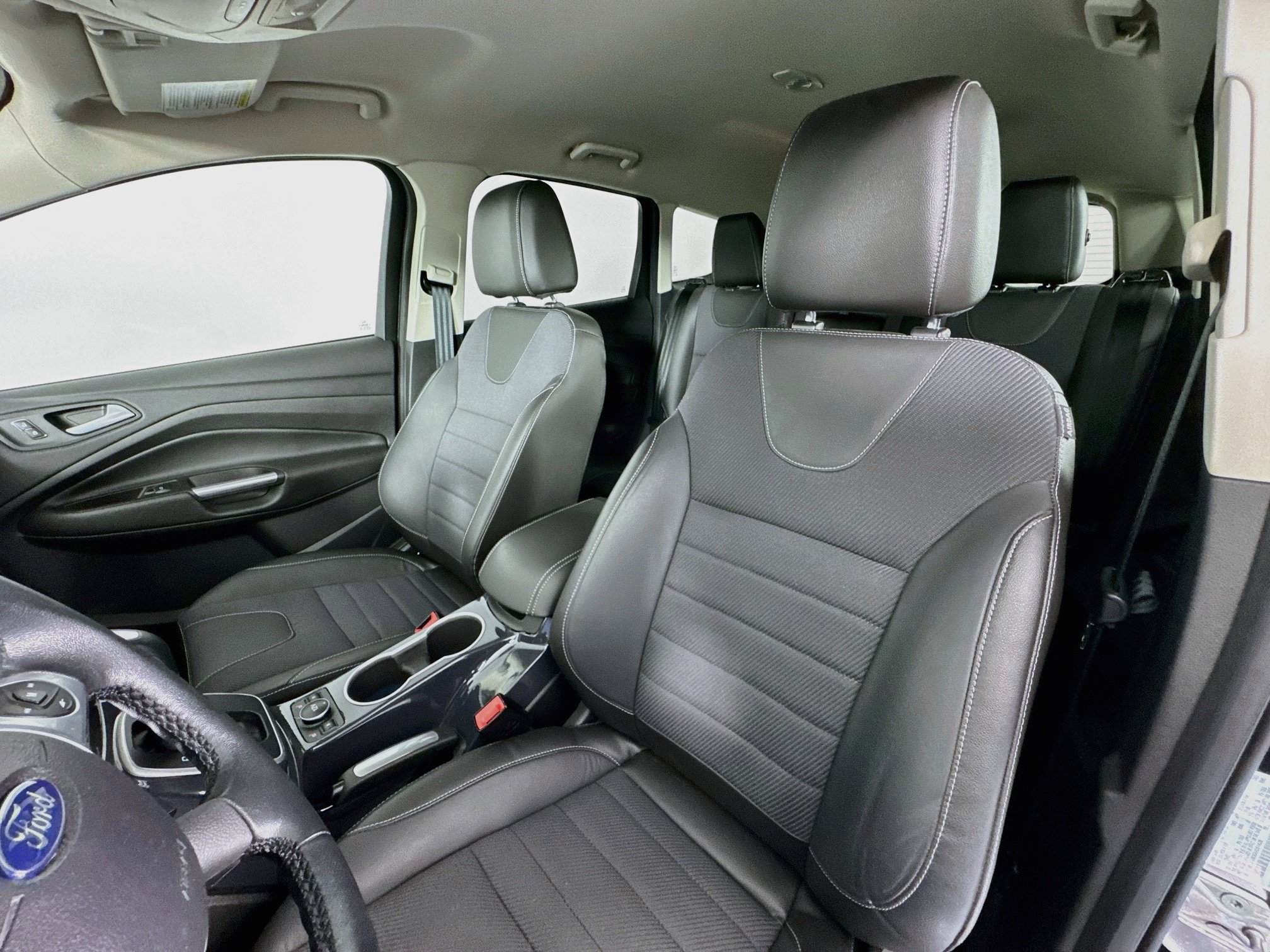 Used 2013 Ford Escape Titanium w/ Parking Technology Pkg FWD image 20