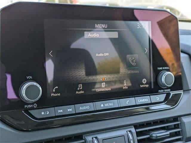 New 2024 Nissan Pathfinder S FWD image 17