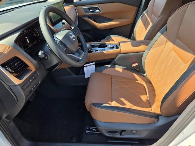 New 2026 Nissan Rogue Platinum AWD/4WD image 11