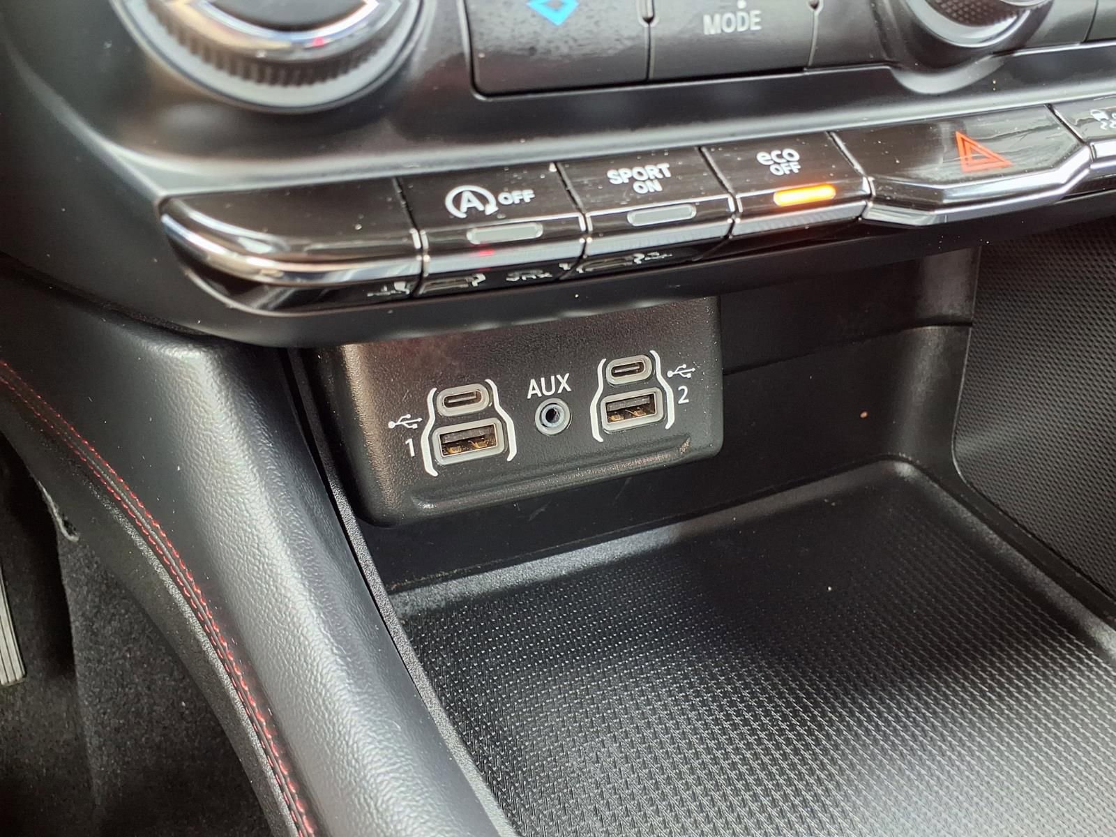Used 2025 Dodge Durango GT AWD/4WD image 14
