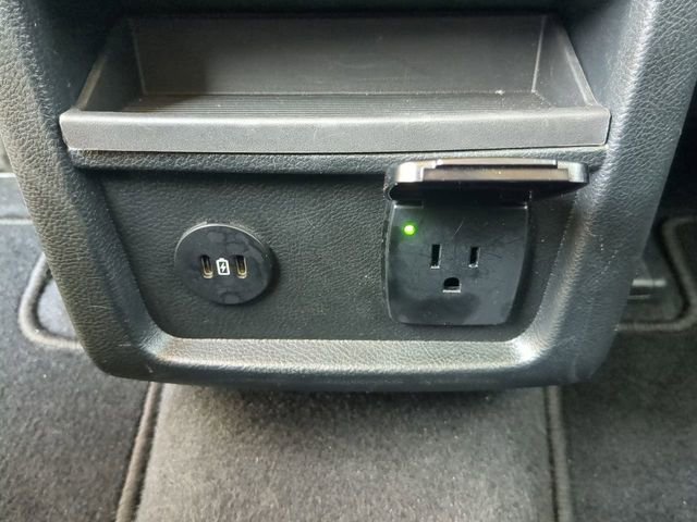 Used 2024 Ford Edge Titanium image 17