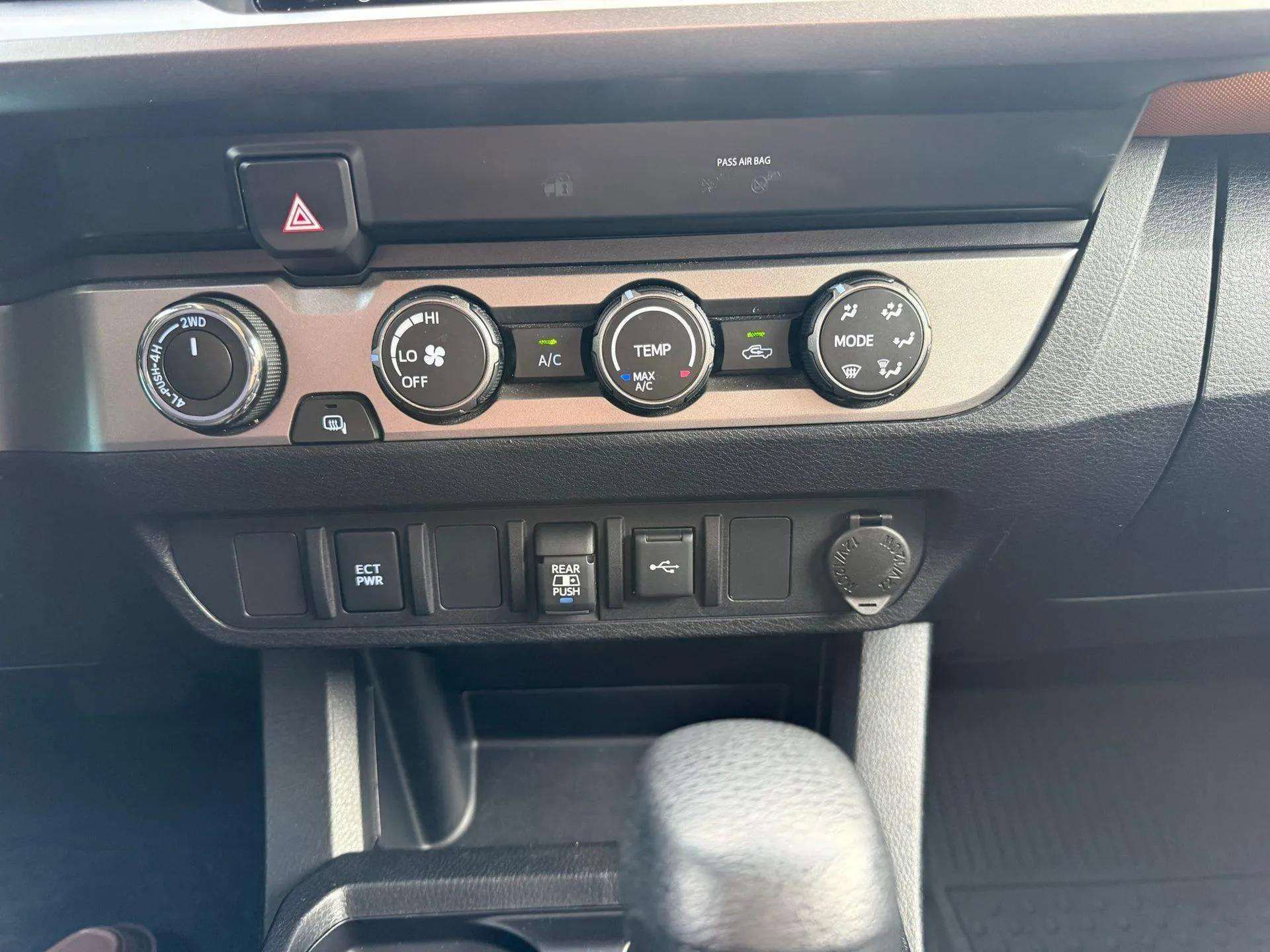 Used 2020 Toyota Tacoma SR5 image 48