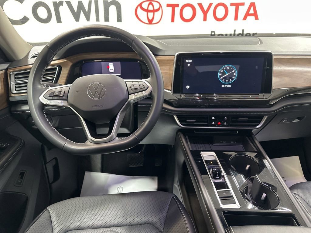 Used 2025 Volkswagen Atlas SE AWD/4WD image 21