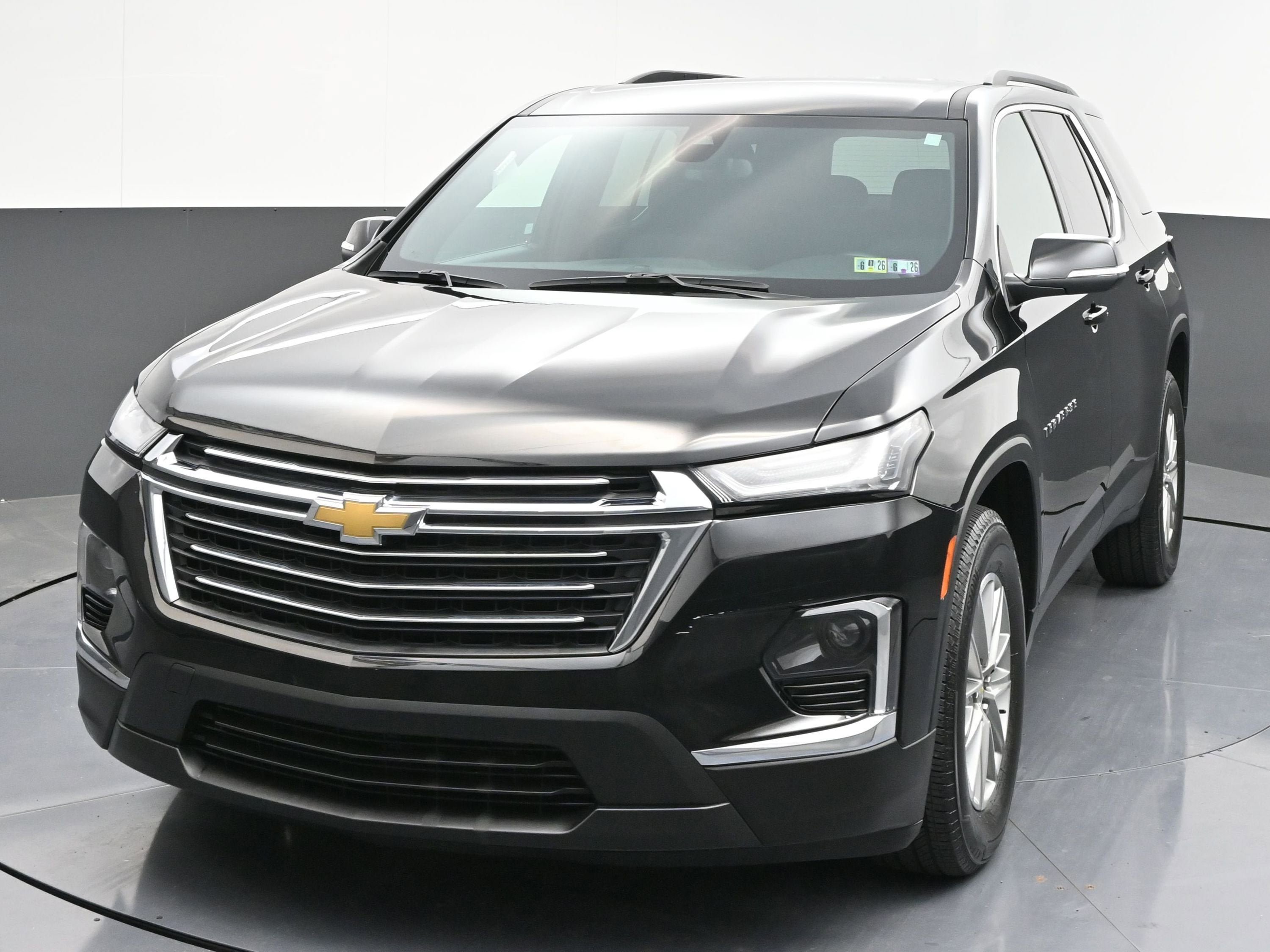 Certified 2023 Chevrolet Traverse LT AWD/4WD image 3