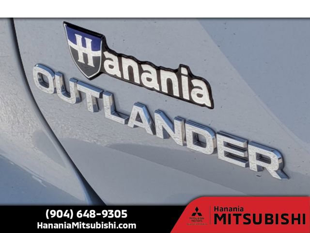 Used 2025 Mitsubishi Outlander ES image 12