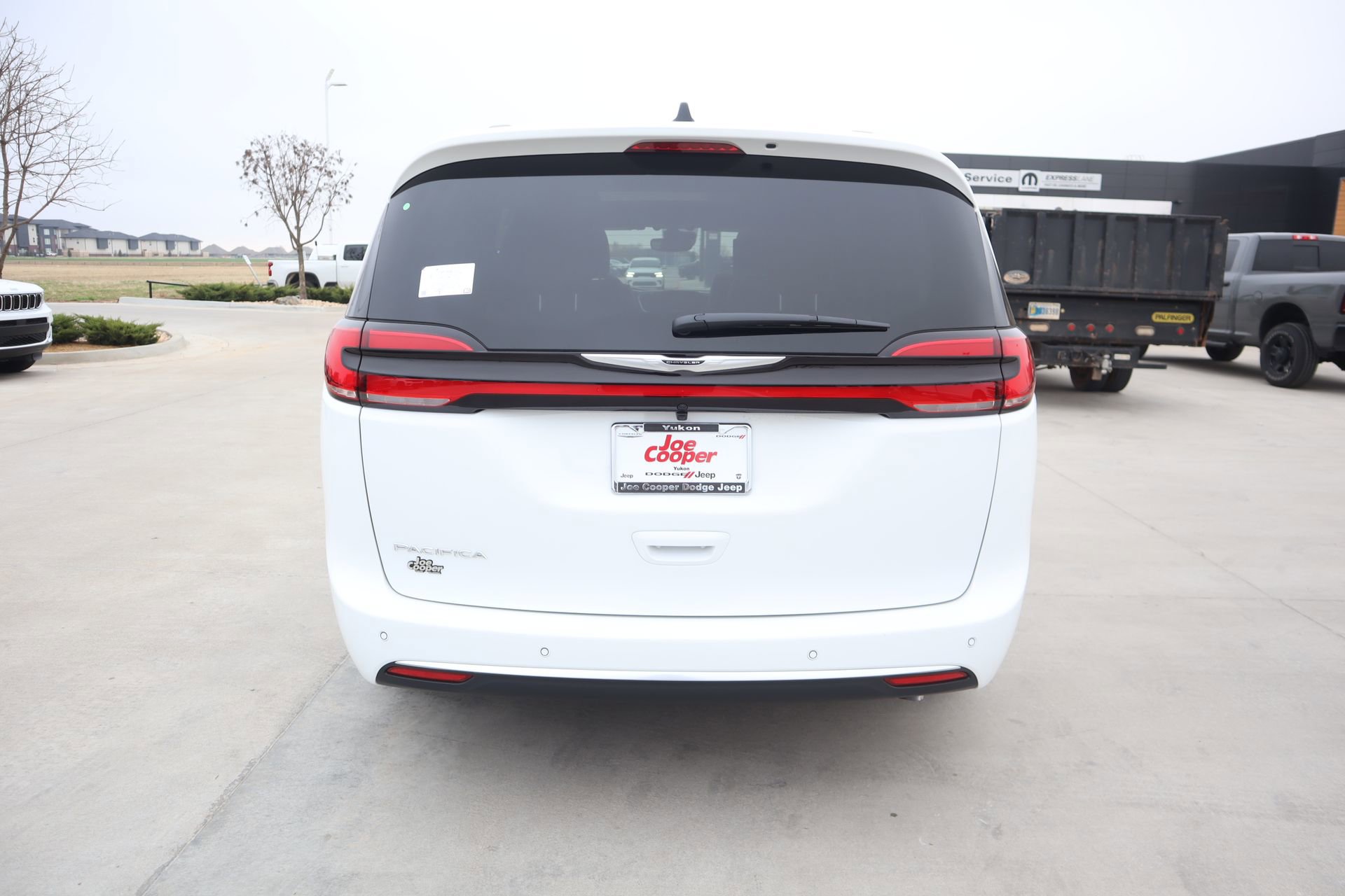 New 2026 Chrysler Pacifica Pinnacle image 25