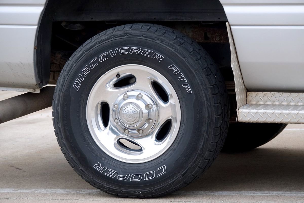 Used 2002 Dodge Ram 2500 Truck SLT image 29