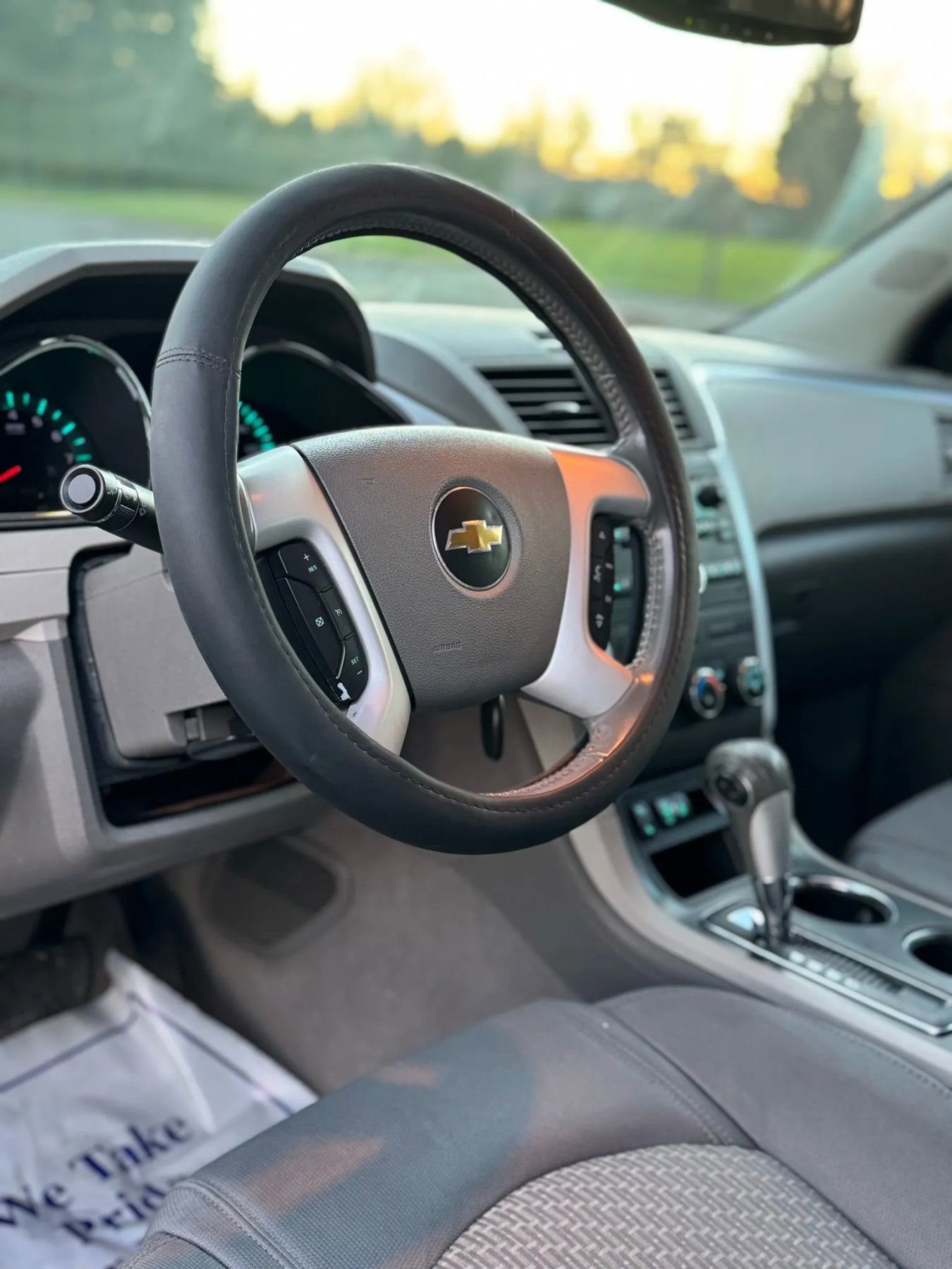 Used 2012 Chevrolet Traverse LT image 13