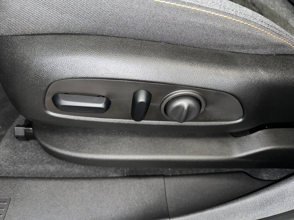 Certified 2024 Chevrolet Equinox LT image 3