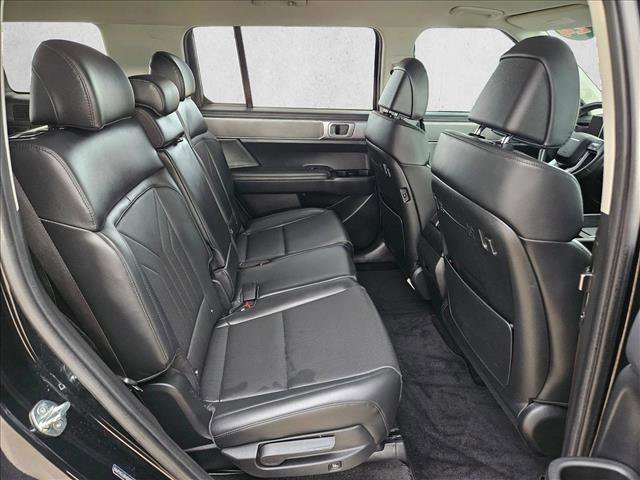 Used 2024 Hyundai Santa Fe SEL FWD image 20