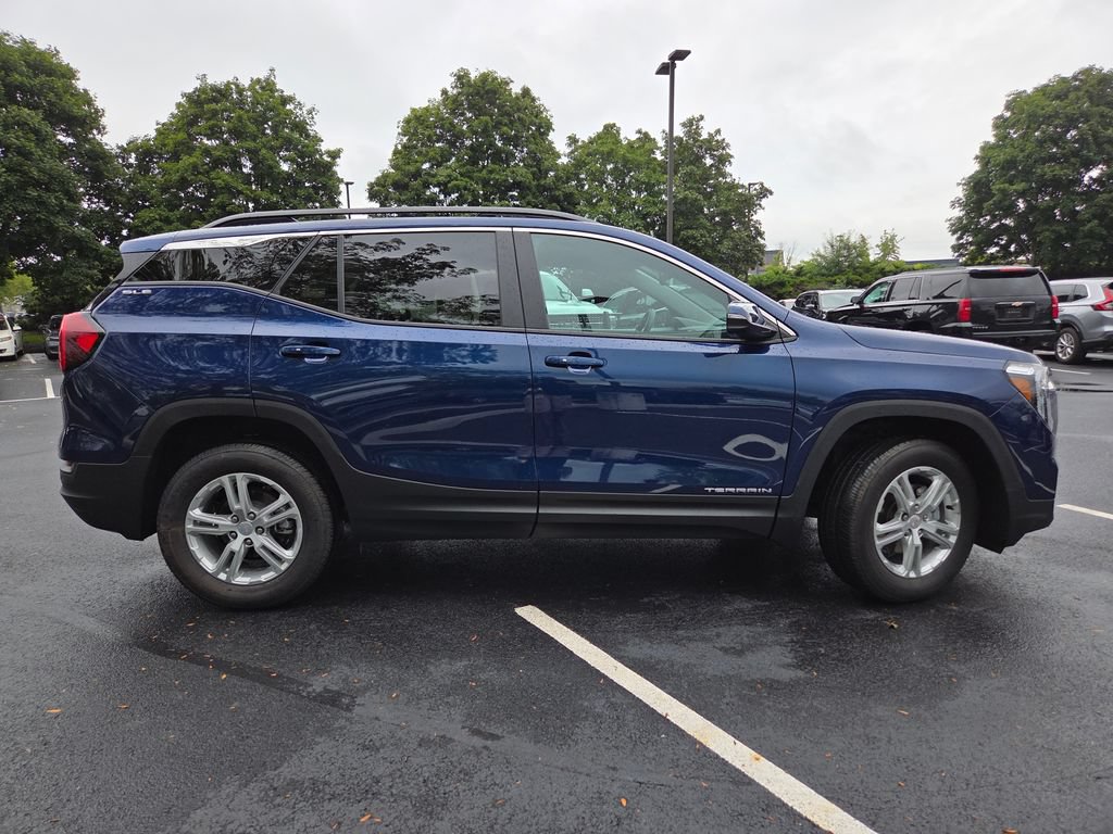 Used 2023 GMC Terrain SLE w/ Driver Convenience Package AWD/4WD image 25